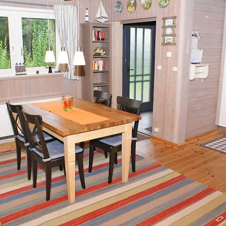 Blockhaus Mit Parkplatz Vor Der Ha Villa Damp Kültér fotó